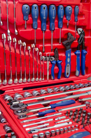 МАСТАК Набор инструментов универсальный 1/2", 1/4" с динамометрическим ключом, 133 пр.